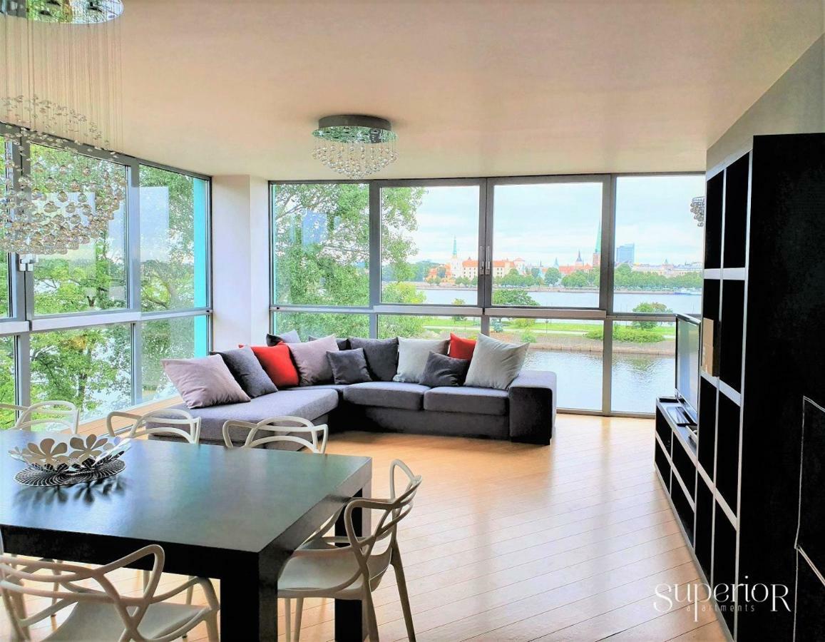 Winwinstay Superior Apartment By River Daugava リガ エクステリア 写真