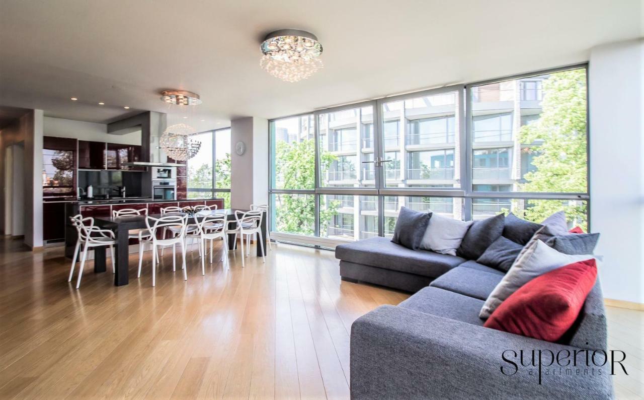 Winwinstay Superior Apartment By River Daugava リガ エクステリア 写真