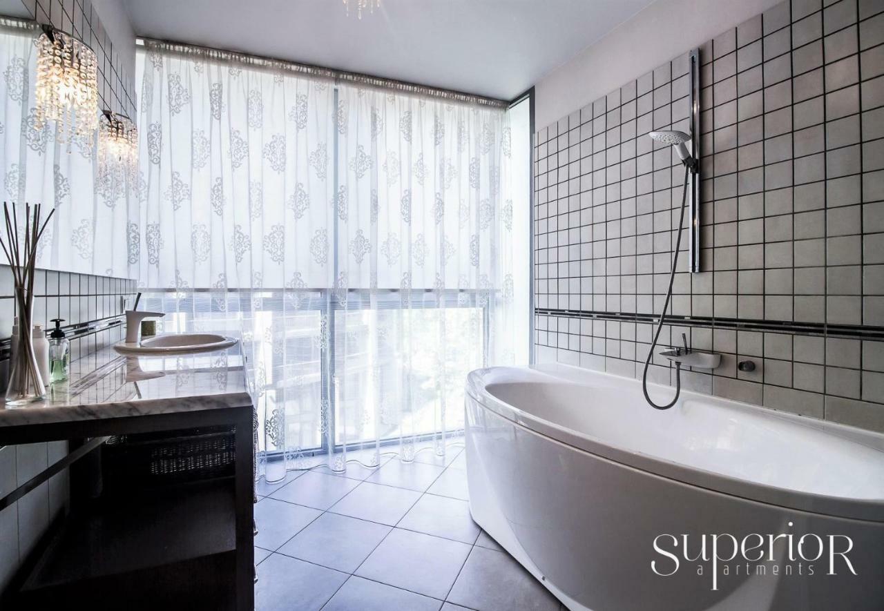Winwinstay Superior Apartment By River Daugava リガ エクステリア 写真