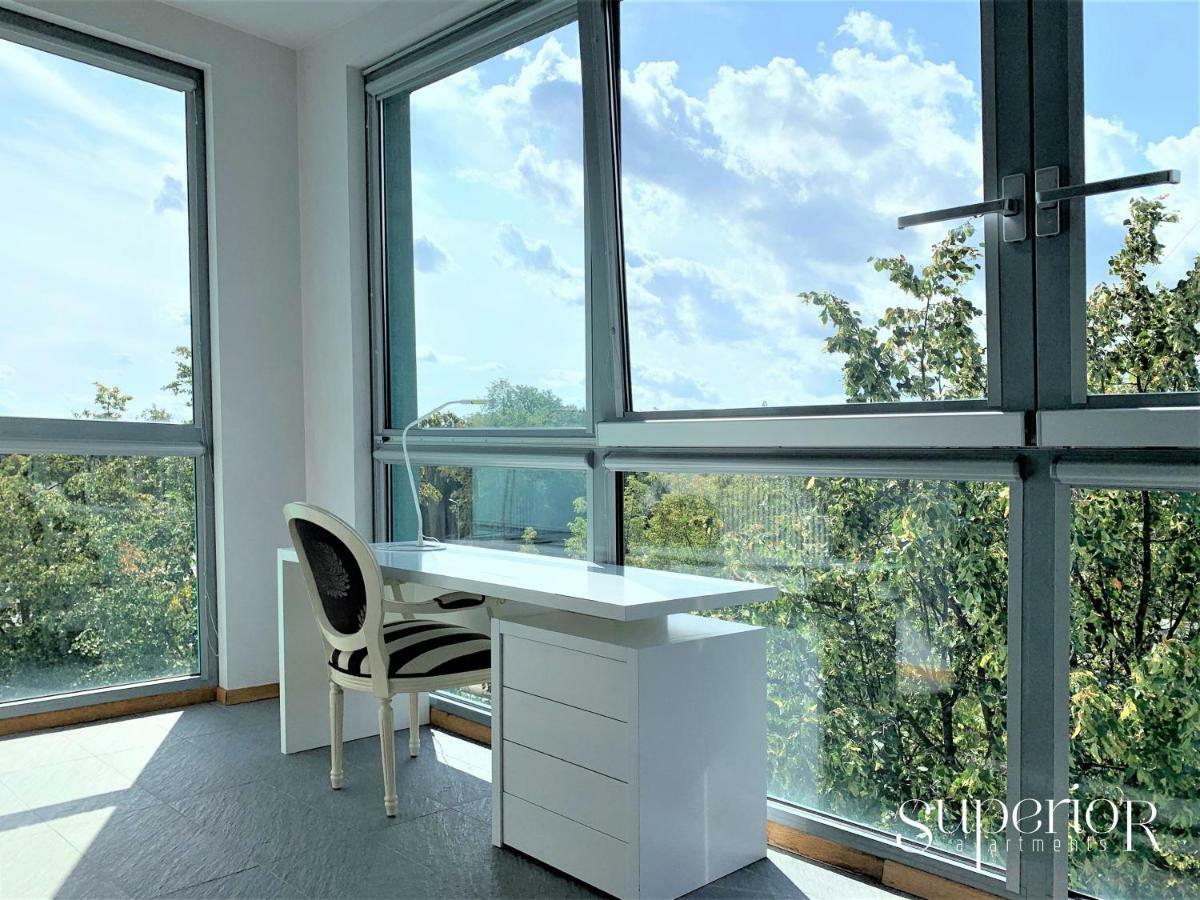 Winwinstay Superior Apartment By River Daugava リガ エクステリア 写真